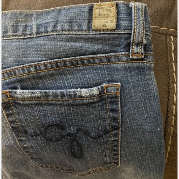 Brand New Guess Foxy Flare Jeans - Picture 4 of 4